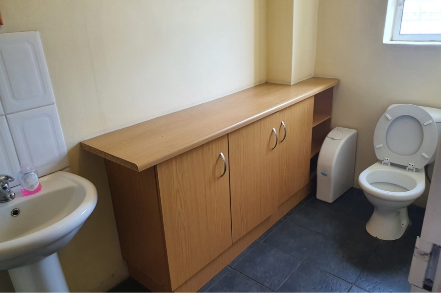 To Let commercial Property for Rent in North End Eastern Cape
